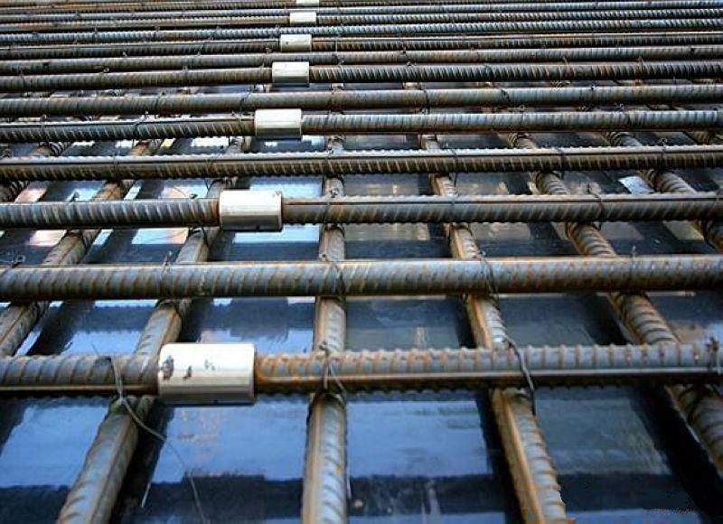 河西为什么建楼房时，要在钢筋上加一排小圆环？原来作用这么大